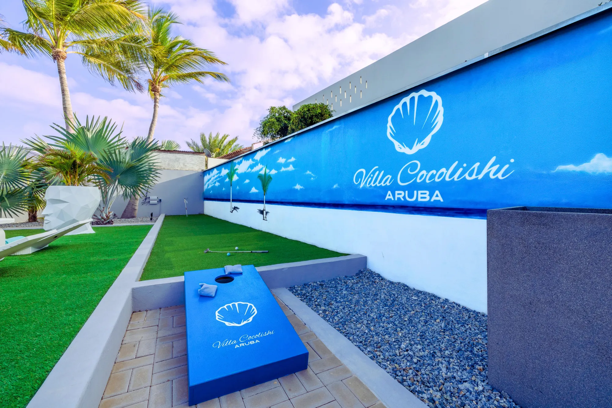 Cocolishi branded cornhole